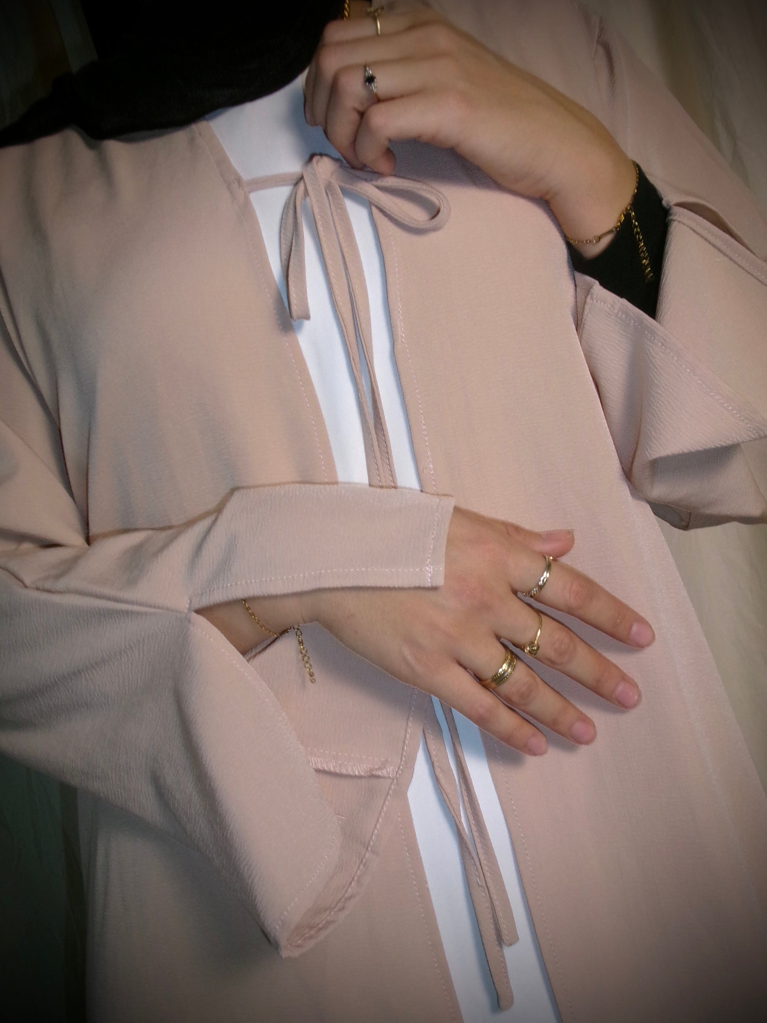 Blush Bow Abaya
